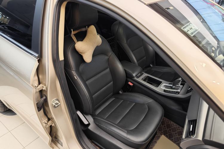 Used Geely Auto Emgrand GL 2018 1.4T DCT Elite Smart Connectivity Version
