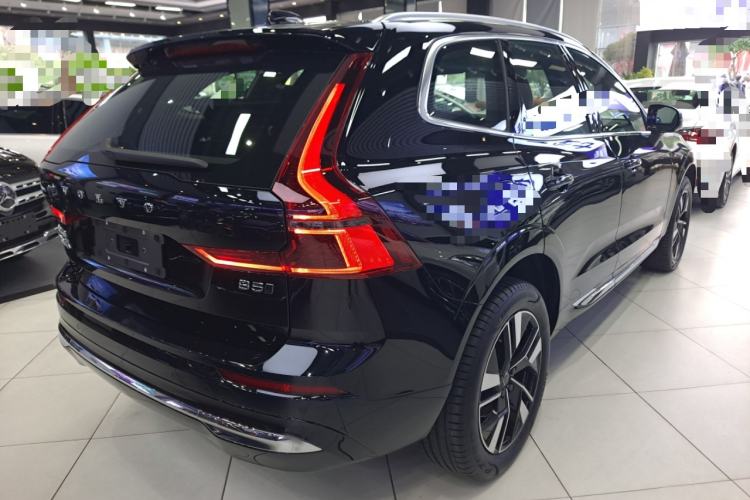 Used Volvo XC60 2026 B5 4x4 Smart Luxury Edition

