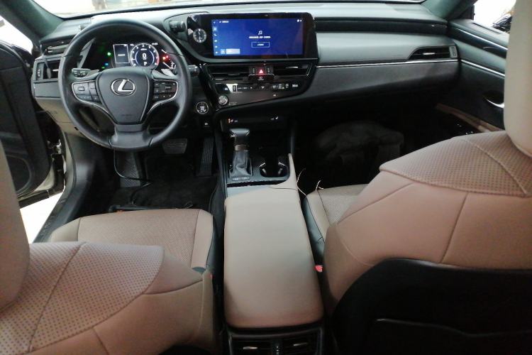 Used Lexus ES 2022 200 Excellence Edition