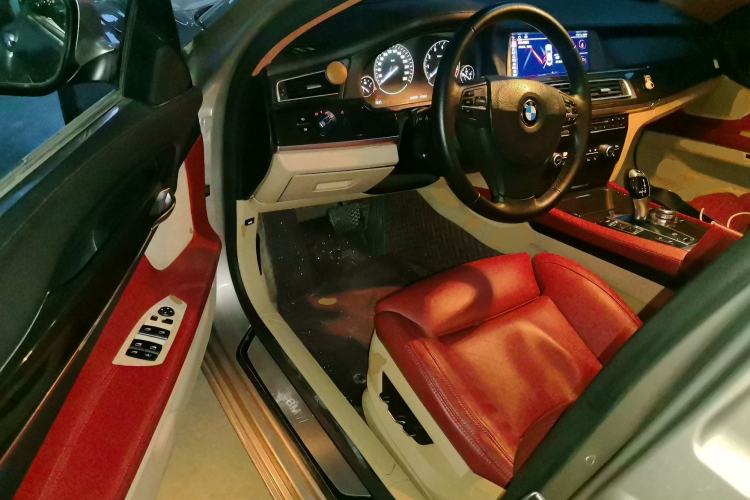 Used BMW 7 Series 2009 730Li Luxury Model
