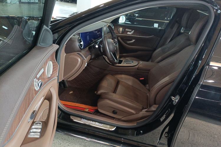 Used Mercedes-Benz E-Class 2022 Second Facelift E 300 L Luxury Edition