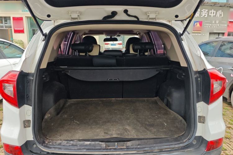 Used BYD Song 2016 GaiShi Edition 1.5TI Manual Elite Model
