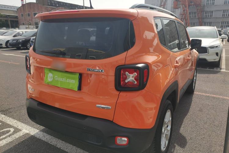 Used Jeep Renegade 2017 180TS Automatic Four-Wheel Drive Superior Edition
