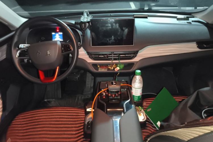 Used Hongqi E-QM5 2023 620km PLUS Center Console