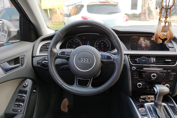Used Audi A4L 2016 35 TFSI Collector's Edition Automatic Standard Model

