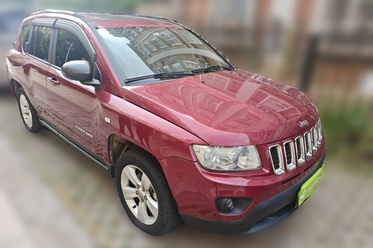 Used Jeep Compass 2013 2.4L four-wheel-drive sport version
