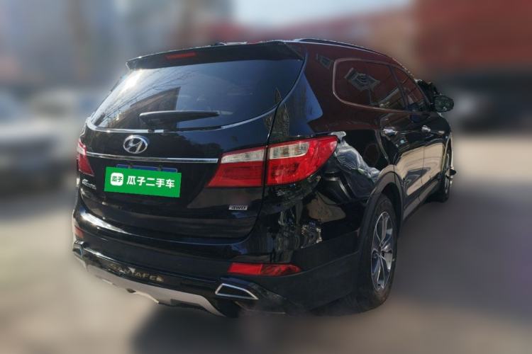 Used Hyundai Grand SantaFe 2013 3.0L 7-Seater Four-Wheel-Drive Comfort Edition Rear Right 45 Deg