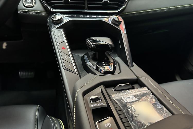 Used Lynk & Co 06 EM-P 2023 1.5T Remix PHEV Hero