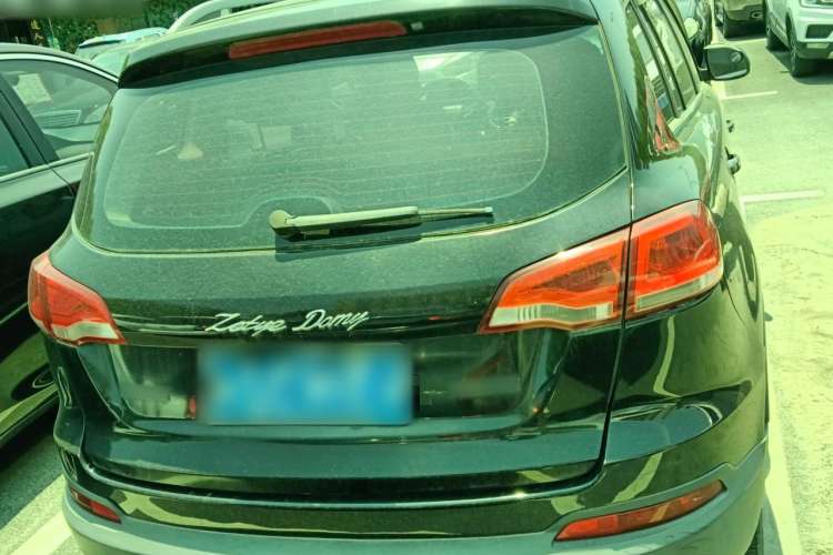 Used Zotye Domy X5 2017 Upgraded Model 1.5T Manual Luxury Version