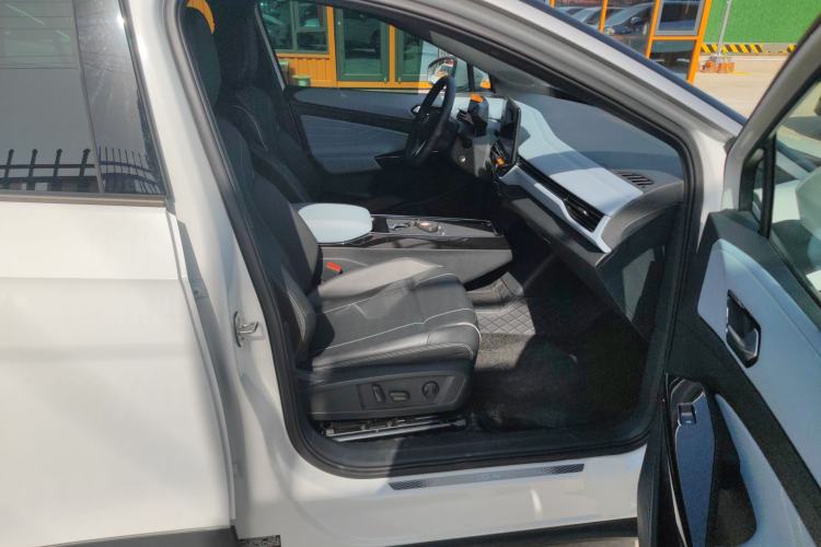 Used Volkswagen ID.4 X 2024 Pure & Smart Edition Right Front Seat