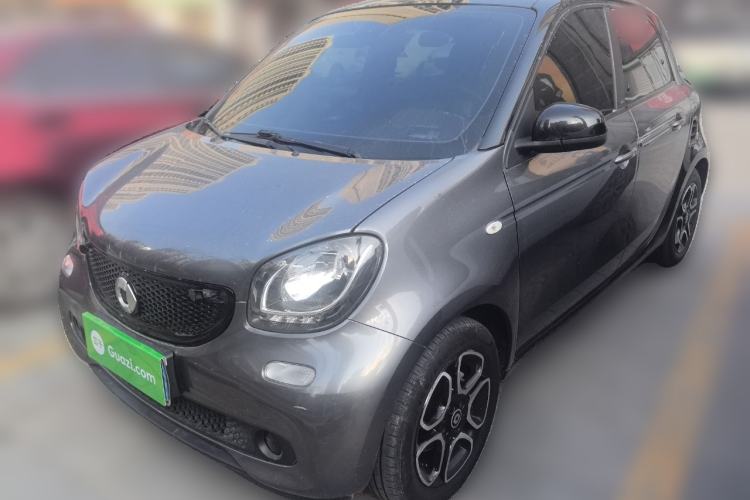 Used smart forfour 2018 0.9T 66 kW Pioneer Edition