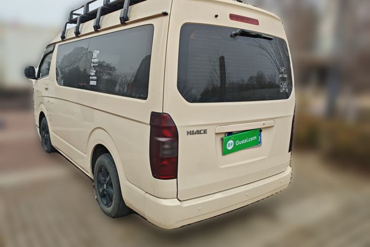 Used Jinbei Hiace 2014 2.0L Luxury Version V19 Rear Left 45 Deg