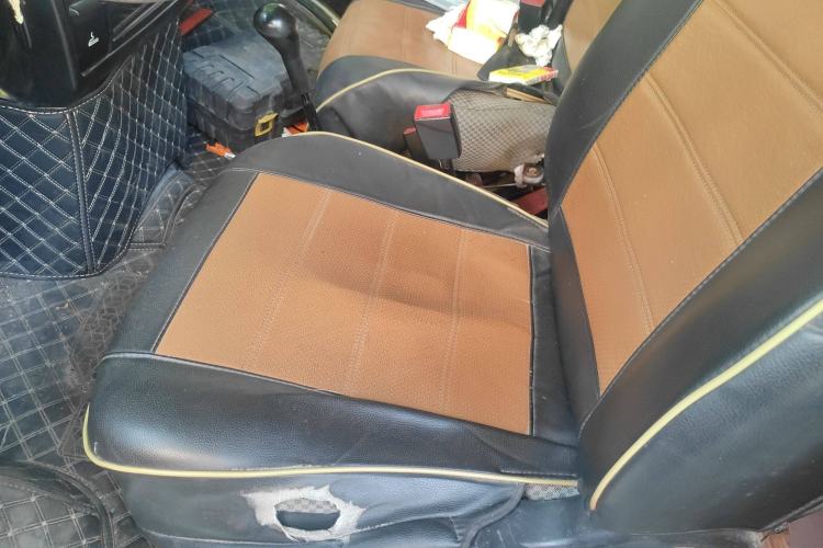 Used Iveco Daily 2017 2.5T A35 Passenger Van 5-7 Seats Model 47Z5 Left Front Seat