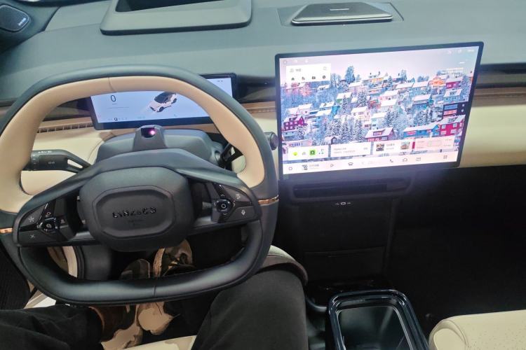 Used Lynk & Co Z20 2025 530 km Range Rear-Wheel Drive Max
