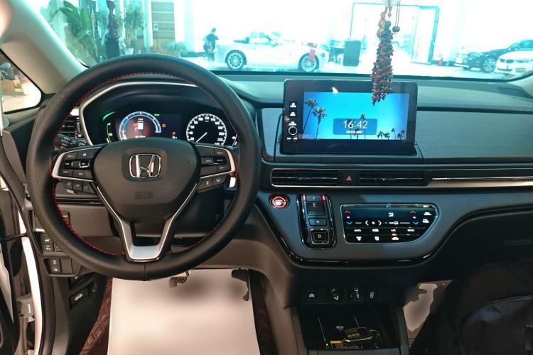 Used Honda Elysion 2022 2.0L eHEV Luxury Edition