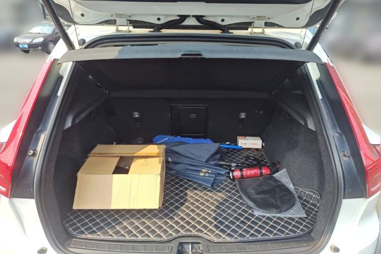 Used Volvo XC40 2020 T4 Four-Wheel Drive Smart Luxury Edition Trunk