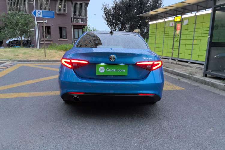 Used Alfa Romeo Giulia 2017 2.0T 200HP Luxury Edition