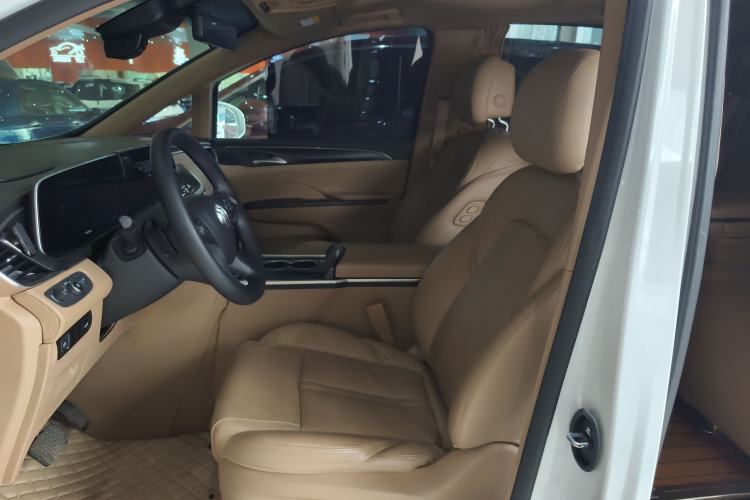 Used Buick GL8 2021 ES Land Cruiser 653T Luxury Edition
