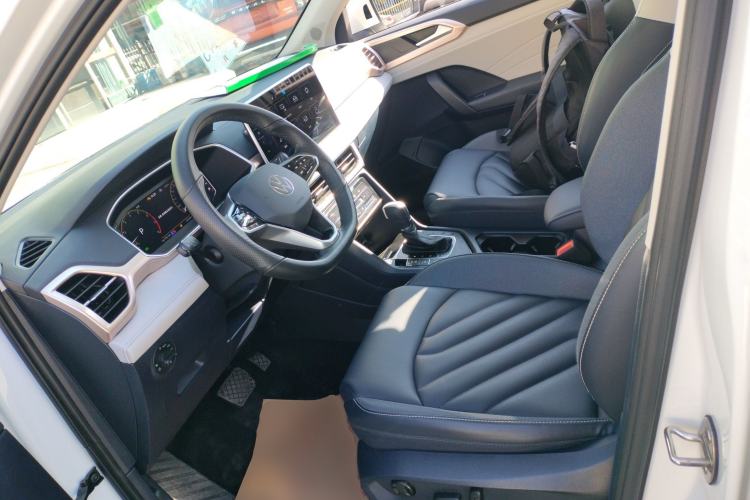 Used Volkswagen Tharu 2023 300TSI Two-Wheel-Drive Full Moon Edition