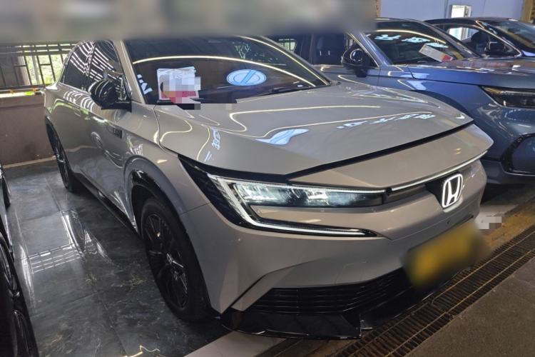 Used Honda e:NP2 2024 Advanced Edition Front Right 45 Deg