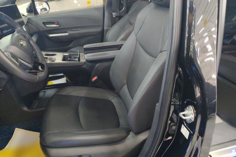 Used Toyota SIENNA 2021 2.5L Hybrid Premium Edition Left Front Seat