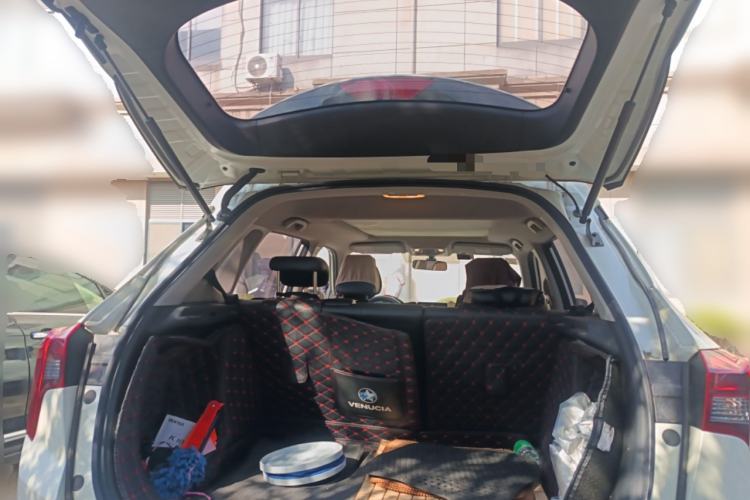 Used Venucia T60 2020 1.6L CVT Smart Drive Version China VI Standard
