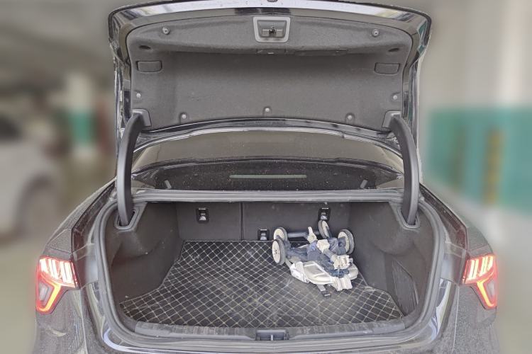 Used Lynk & Co 03 2020 1.5TD DCT JingPro Edition
