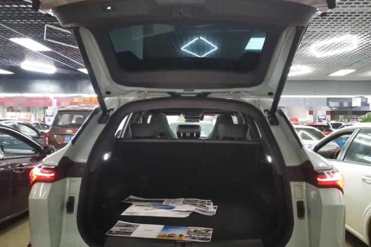 Used JETOUR Shanhai L6 2024 1.5TD DHT MAX Trunk