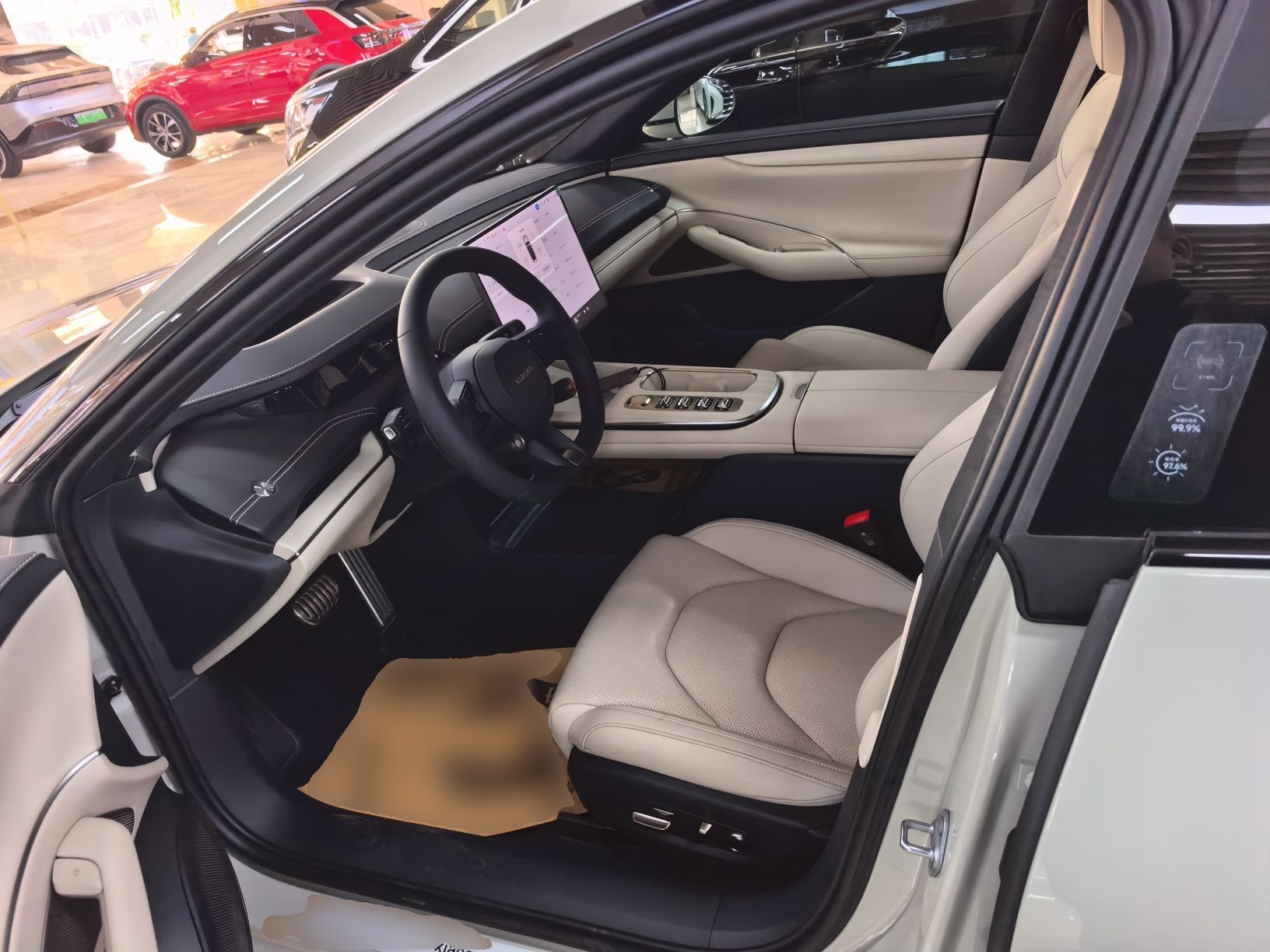 المقاعد الأمامية داخل السيارة