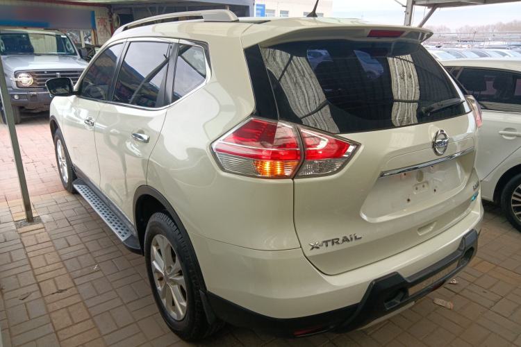 Used Nissan X-Trail 2014 2.0L CVT Comfort Edition 2WD Rear Left 45 Deg