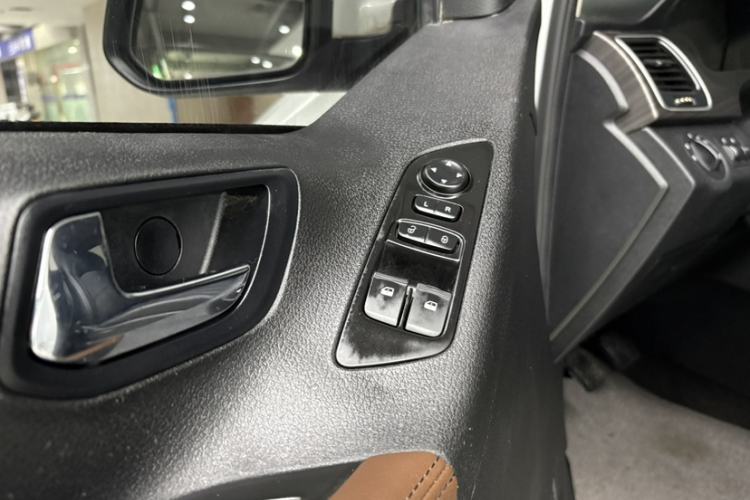 Used SAIC MAXUS G10 2018 PLUS 2.4L Manual Elite Edition