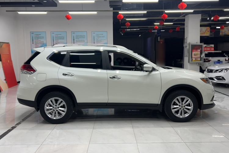 Used Nissan X-Trail 2014 2.0L CVT Comfort Edition 2WD Exterior 4