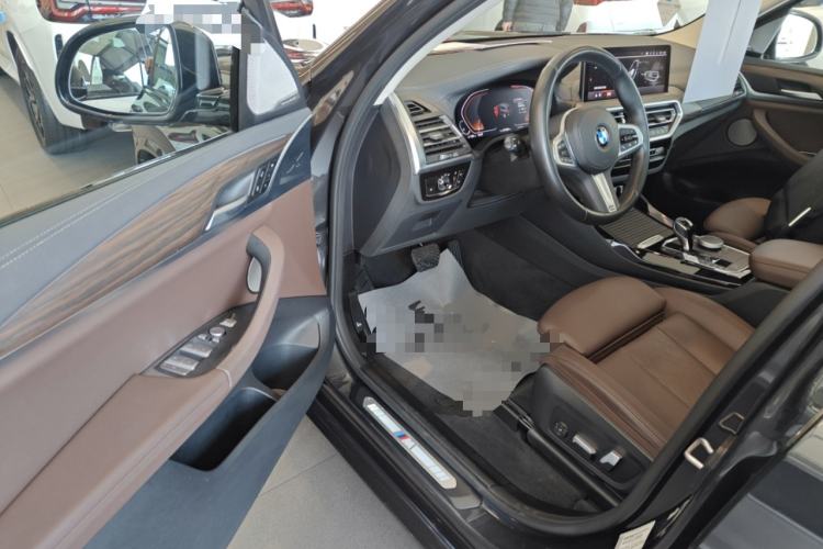 Used BMW X3 2022 xDrive30i Luxury Model M Night Sky Package Driver Seat