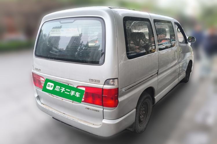 Used Jinbei Grace 2010 2.0L Ruixiang Luxury Version (Short Wheelbase) 1TR