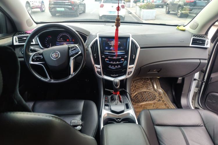 Used Cadillac SRX 2015 3.0L Comfort Version Center Console