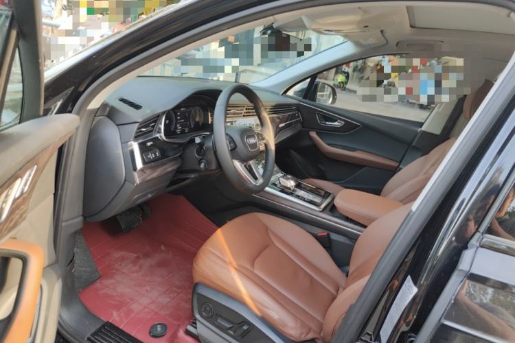 Used Audi Q7 2020 55 TFSI quattro Black Warrior Exclusive Edition Left Front Seat