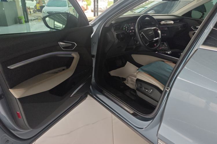 Used Audi e-tron 2021 50 quattro Prestige Edition Driver Seat