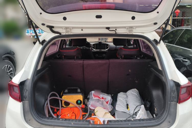 Used Kia kx1 Stonic 2019 1.4L Automatic Fashion Edition China VI Trunk