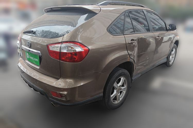 Used BYD S6 2014 2.4L Automatic Prestige 5-Seater