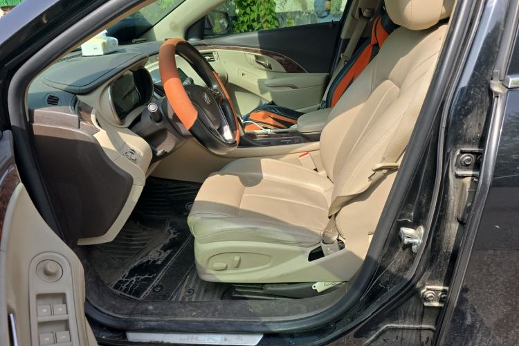 Used Buick LaCrosse 2013 2.4L SIDI Leading Comfort Version Left Front Seat