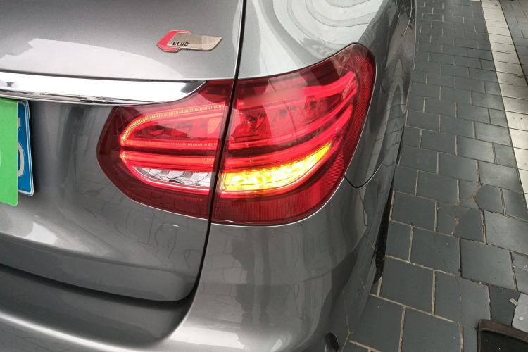 Used Mercedes-Benz C-Class 2015 C 200 station wagon