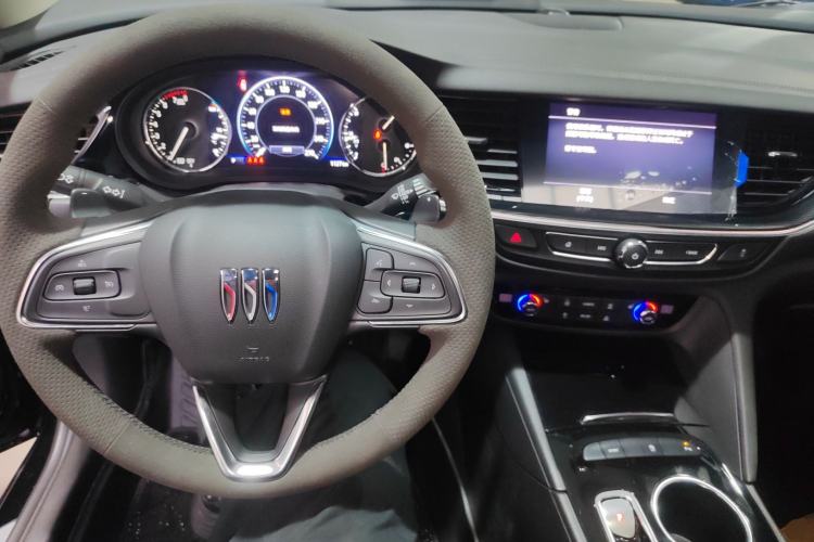 Used Buick Regal 2024 28T Luxury Edition
