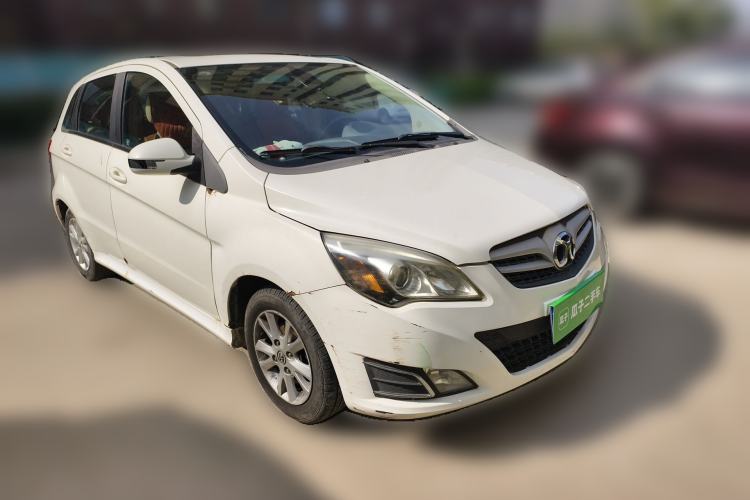 Used BAIC E Series 2012 Hatchback 1.5L Automatic Leshang Version Front Right 45 Deg