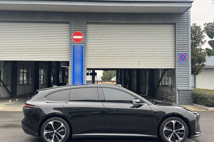 Used Nio ET5T 2024 75kWh Touring