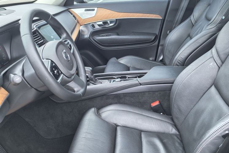 Used Volvo XC90 2018 T6 Prestige 7-Seater Interior 5