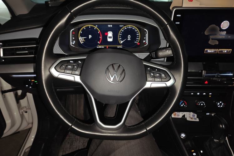 Used Volkswagen Lavida 2023 1.5L Automatic 5 Million Edition Steering Wheel