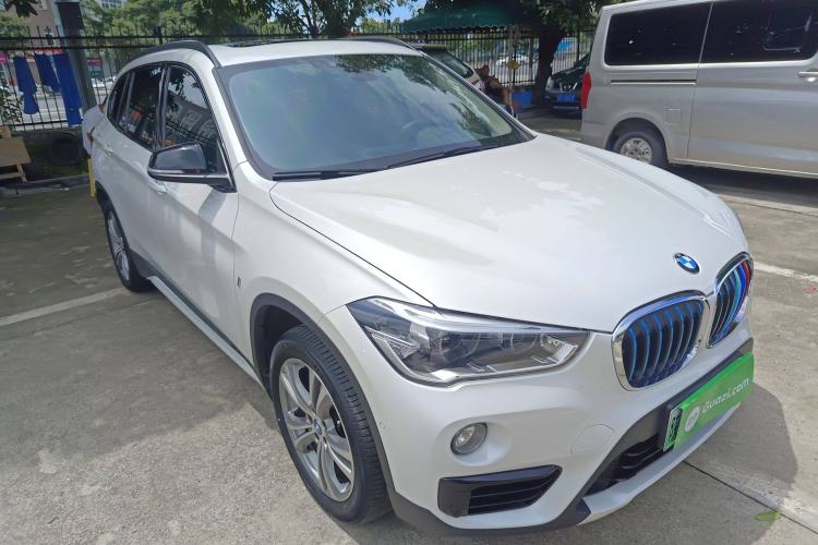 Used BMW X1 New Energy 2018 xDrive25Le Luxury Model Front Right 45 Deg