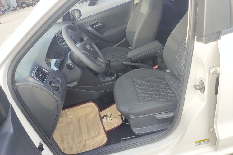 Used Volkswagen Polo 2014 1.4L Manual Comfort Edition Left Front Seat