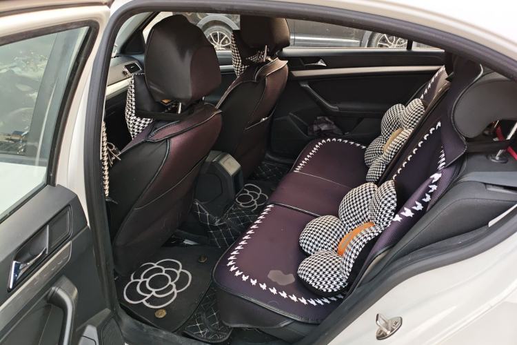 Used Volkswagen Lavida 2015 1.6L Automatic Fashion Edition
