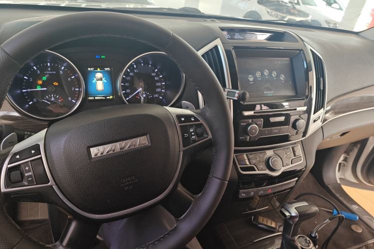 Used Haval H9 2016 2.0T Four-Wheel Drive Elite Version 5 Seats